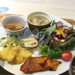 夜食堂アース - 