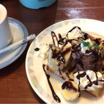 珈琲貴族 - カフェオレとバナナチョコワッフルのハーフ
