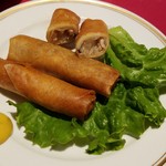 五修堂 - 春巻き(290円)です。2016年10月
      