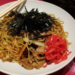 五修堂 - 野菜入りソース焼きそば(700円)です。2016年10月