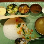 ケララの風II - ランチ・ミールス(コーヒーorチャイつき)　1100円