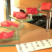 和牛焼肉じろうや 介 wagyu&sake 名古屋駅前本店 - 階段盛り
