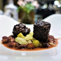 エチョラ - 豚の血のテリーヌとトロサ豆の煮込み
