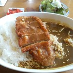 アルバトロス - カツカレー大盛りです。
      1230円（税込）