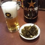 三丁目の居酒屋 だんだん - 大瓶ビール＋お通し