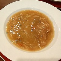 華正樓 新館 - 蟹肉入りフカヒレの姿煮