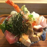 江戸富士 - 2016.12
      ある日の上海鮮丼1600円