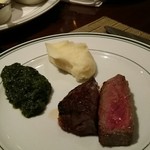 ウルフギャング・ステーキハウス - ハッピーアワーステーキ