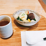 茶菓専科 ひなた - 特製あんみつ
               ¥550