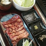 焼肉ヒロ - ハラミ定食