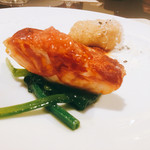 restaurant hache - チョリソを纏った真鱈とタチのフリット