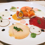 restaurant hache - オマール、サーモン、そば粉のガレット仕立て