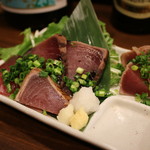 やきとん えん家 - 枕崎産のカツオのたたき