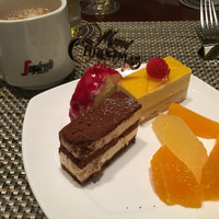 ロビーラウンジ 「マーブルラウンジ」 ヒルトン東京 - 