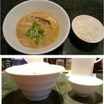 カゾクテイ - 鶏白湯醤油。かぞく亭(三重県伊賀市)食彩品館.jp撮影