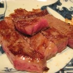 鉄板焼ステーキ 喜扇亭 - ミディアムレアのサーロイン