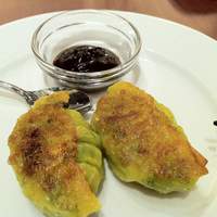 中国料理 青冥 大丸梅田店 - ニラ焼き餃子