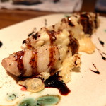 居酒屋 ぼったくり - 肉巻きポテサラチーズ