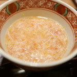 虎白 - 香箱蟹と松葉蟹の内子と外子ともち米を甲羅の出汁で