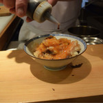 はらまさ - トリュフご飯に黄身とトリュフ醤油