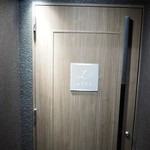 ラチュレ - 外観（地下1Fにあります）