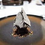 ラチュレ - チョコレート・フォアグラ・トリュフを使ったパルフェ
      