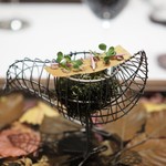 ラチュレ - キジバトのムース　ブールノワゼットの生地
      