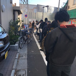 クリオロ - 朝からすごい列(^_^;)