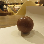 Rintsu shokora butikku ando kafe - サービスでもらったチョコレート