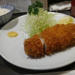 とんかつ やまいち - ロース定食 1550円