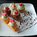 ワインとチーズの小さなレストラン Breed - 