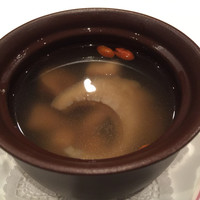 中国料理 梨杏 - 山海の幸とミニふかひれ姿入り蒸しスープ