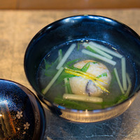 白金台こばやし - 牡蠣と鱧のしんじょう。五臓六腑に染み渡る（デジャブ）