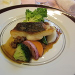 レストラン ペリニィヨン - 20161218　ヒラメのポワレ　～セップ茸のソース～　◎