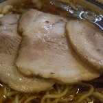 中華そば 多賀野 - チャーシュー3枚。