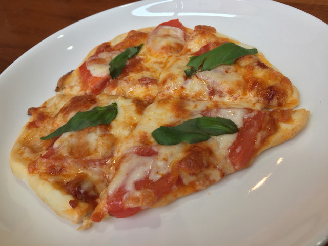 焼き立てチーズタルトが出来上がるまでピザの食べ放題 岡山県岡山市北区表町 宇野乾テラス表町2f By さすらいの旅人 全国各地孤独のグルメ 洋菓子 一期一縁 ようがし いちごいちえん 県庁通り 洋菓子 その他 食べログ