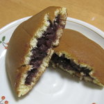 うさぎや - うさぎや：どらやき