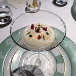 レストラン タテル ヨシノ 銀座 - ボタンエビのタルタル