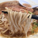 ジャパニーズ ヌードル アワオドリ - あわおどりラーメン(780円)麺リフト