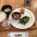 カフェ&ミール ムジ - Cafe&Meal MUJI・選べるデリ三品 ¥850