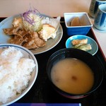 割烹小島 - 豚バラにんにく炒め定食