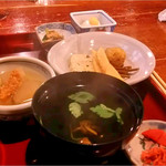 Hisada ya - お肉ももちろんいいけど、煮物や漬物が最高！