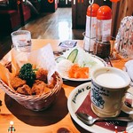 コメダ珈琲店 - ミニサラダ   ¥200