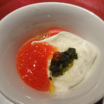 サーラ・マンジェ・ドゥ・クール  - (第3回）アミューズ　水牛のチーズ