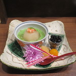 零 - 蕪の煮物 豆のすり流し、黒豆、数の子、金柑蜜煮の盛合せ