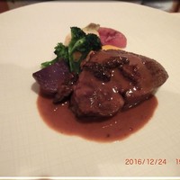 コット ア コット - メイン肉料理　黒毛和牛フィレ肉のポワレ　ソース　モリーユ