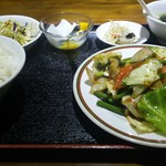 Ippin En - スタミナ焼き肉定食