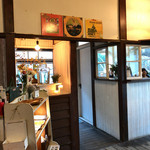 カフェ 坂の下 - 店内