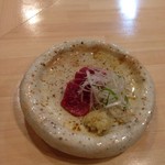 二品目　クジラの刺身