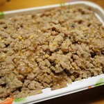 吾妻家 - そぼろも大盛り